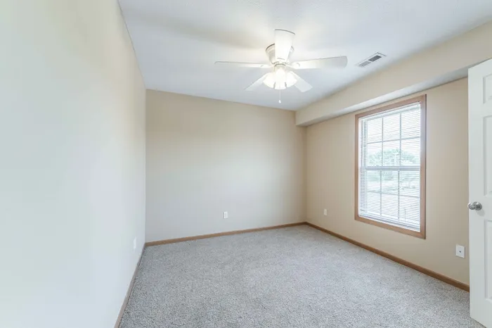 Oakwood-Heights-Townhomes-Republic-Missouri-Phase-1-Three-Bedroom-Third-Bedroom