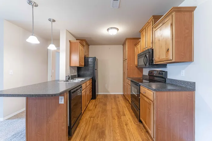 The-Abbey-Apartments-Springfield-Missouri-Phase-2-Two-Bedroom-Kitchen