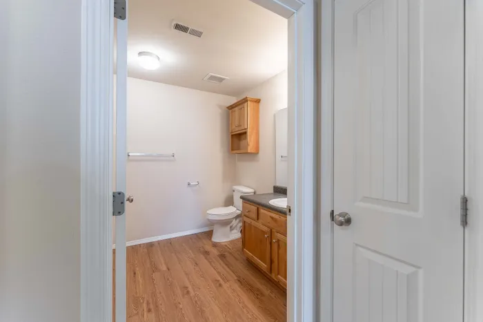 The-Abbey-Apartments-Springfield-Missouri-Phase-2-Two-Bedroom-Second-Bathroom-Entrance