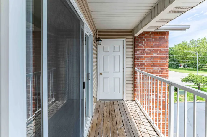 Battlefield-Park-Apartments-Springfield-Missouri-Studio-Patio