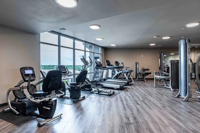 Veranda-Vistas-55-Plus-Apartments-Springfield-Missouri-Amenities-Fitness-Center-Cardio