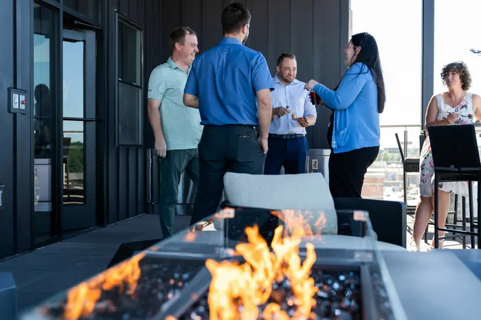 Heritage-Apartments-Springfield-Missouri-Luxury-Apartments-Amenities-Rooftop-Fireplace-Sky-Deck