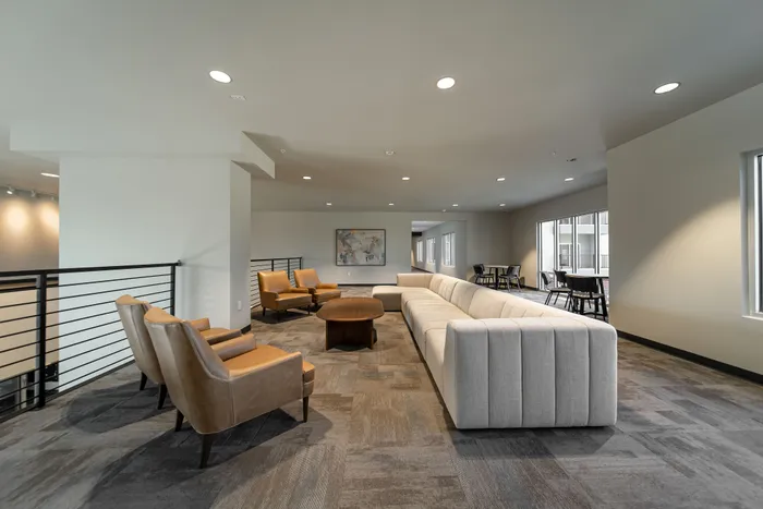 Crescent-Falls-Apartments-Joplin-Missouri-Amenities-Second-Floor-Community-Space