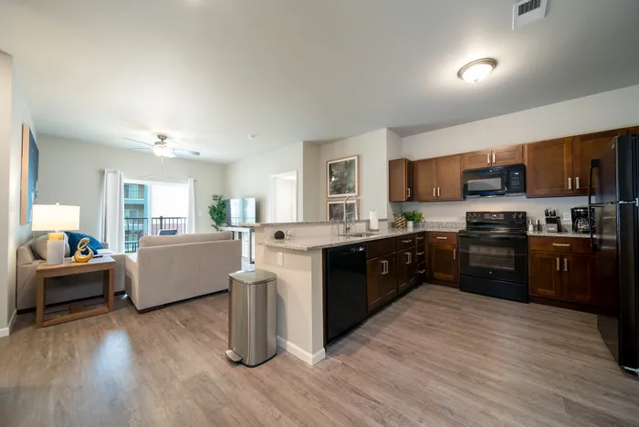 Crescent-Falls-Apartments-Joplin-Missouri-Furnished-Two-Bedroom-Kitchen-Living-Room