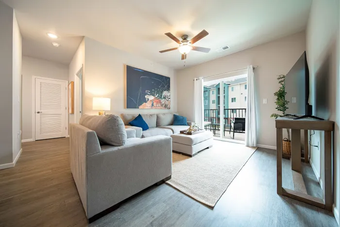 Crescent-Falls-Apartments-Joplin-Missouri-Furnished-Two-Bedroom-Living-Room