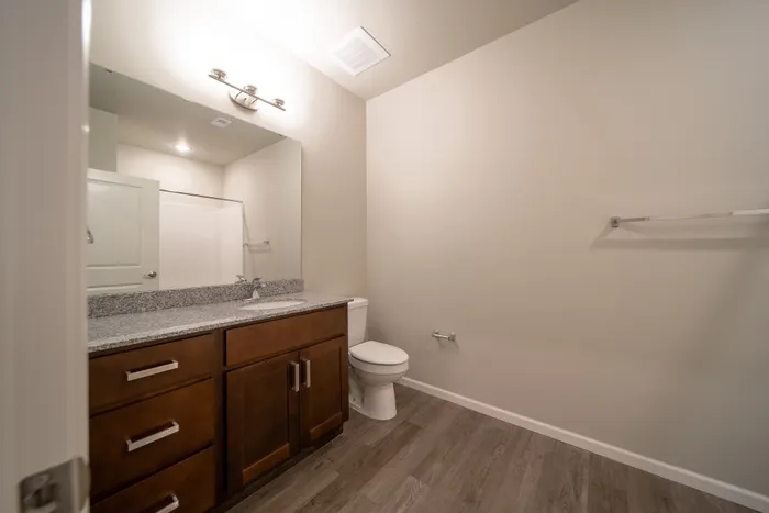 Crescent-Falls-Apartments-Joplin-Missouri-Two-Bedroom-Second-Bathroom