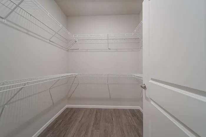 Crescent-Falls-Apartments-Joplin-Missouri-Two-Bedroom-Primary-Closet