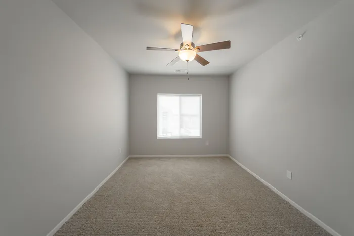 Crescent-Falls-Apartments-Joplin-Missouri-Three-Bedroom-Primary-Bedroom