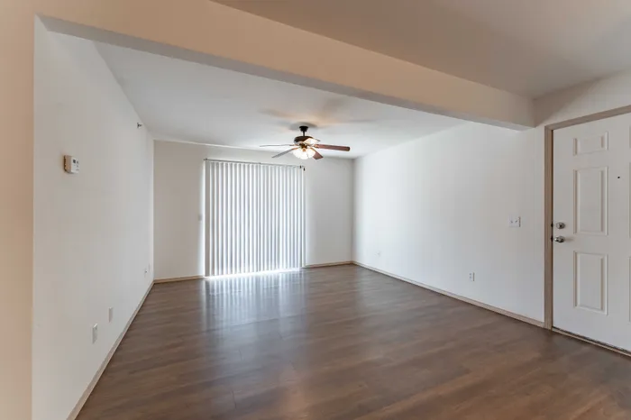Battlefield-Park-Apartments-Springfield-Missouri-Phase-One-One-Bedroom-Living-Room