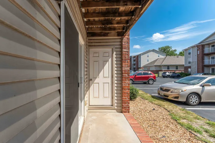 Battlefield-Park-Apartments-Springfield-Missouri-Phase-One-One-Bedroom-Outside-Storage-Closet