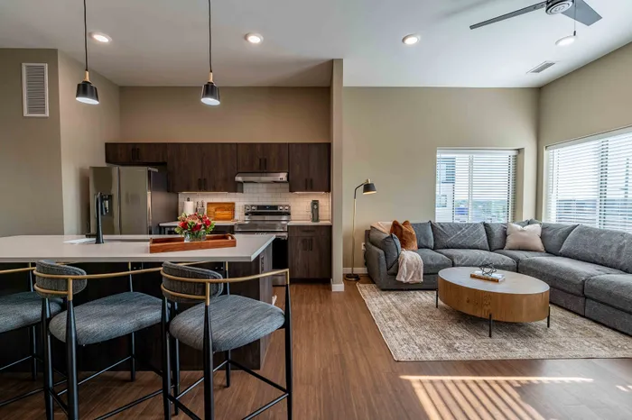 Heritage-Apartments-Springfield-Missouri-Luxury-Furnished-Two-Bedroom-Living-Room-Kitchen
