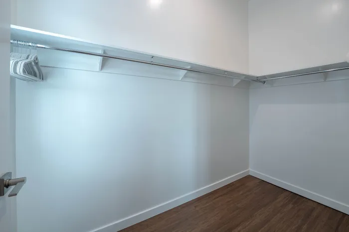 Heritage-Apartments-Springfield-Missouri-Luxury-Furnished-Two-Bedroom-Primary-Closet
