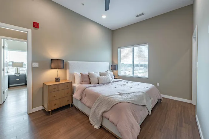 Heritage-Apartments-Springfield-Missouri-Luxury-Furnished-Two-Bedroom-Primary-Bedroom