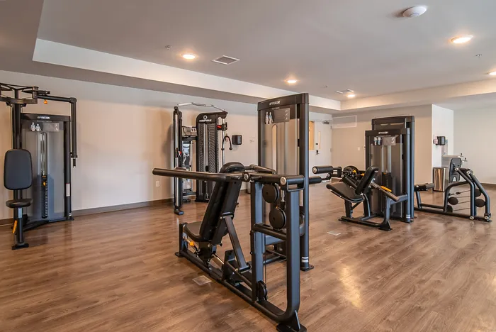 Union-Mill-Apartments-Wichita-Kansas-Luxury-Amenities-Weight-Machines
