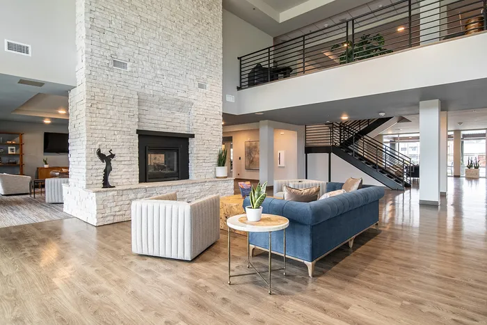 Union-Mill-Apartments-Wichita-Kansas-Amenities-Lobby-Entrance-Seating