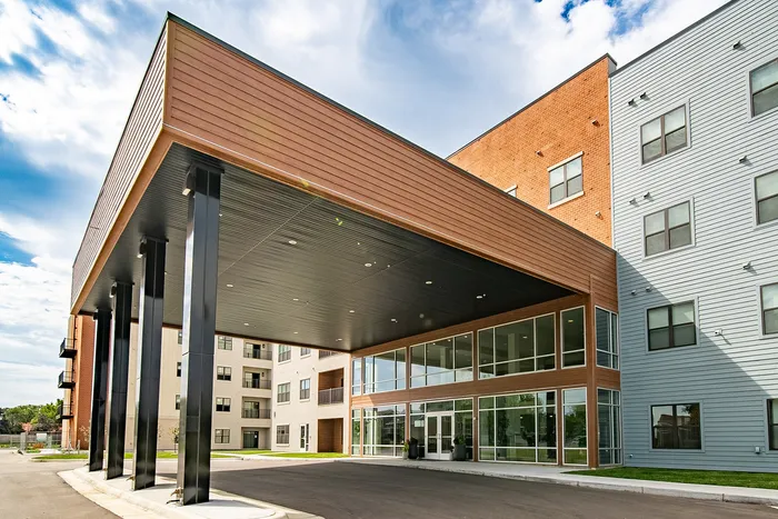 Union-Mill-Apartments-Wichita-Kansas-Exteriors-Lobby-Entrance