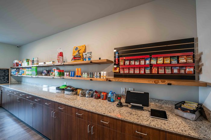 Union-Mill-Apartments-Wichita-Kansas-Luxury-Amenities-Community-Bodega-Home-Needs