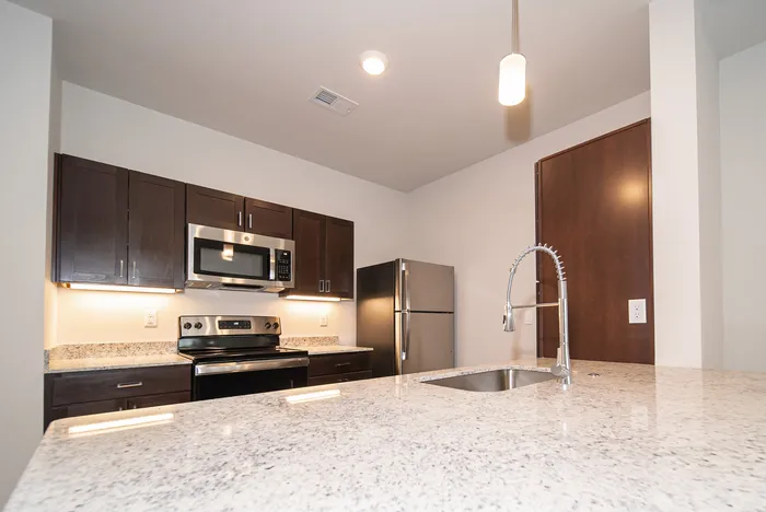 Union-Mill-Apartments-Wichita-Kansas-One-Bedroom-Home-Kitchen-Sink