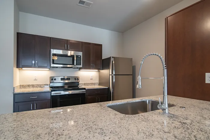Union-Mill-Apartments-Wichita-Kansas-One-Bedroom-Kitchen-Sink
