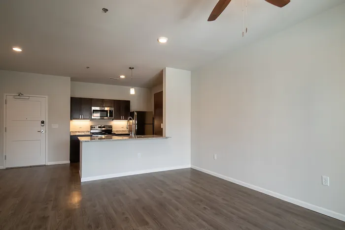 Union-Mill-Apartments-Wichita-Kansas-One-Bedroom-Living-Room-Kitchen