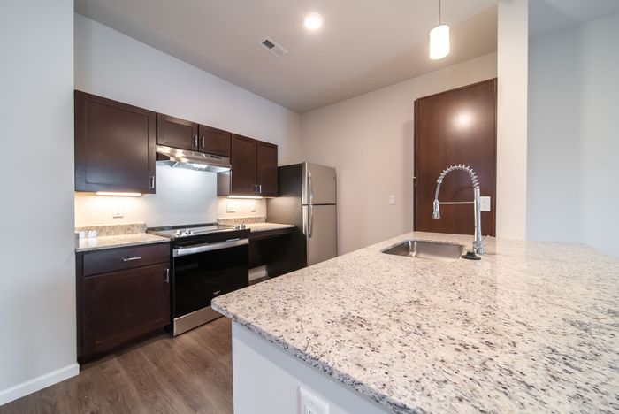 Union-Mill-Apartments-Wichita-Kansas-One-Bedroom-ADA-Kitchen-Breakfast-Bar