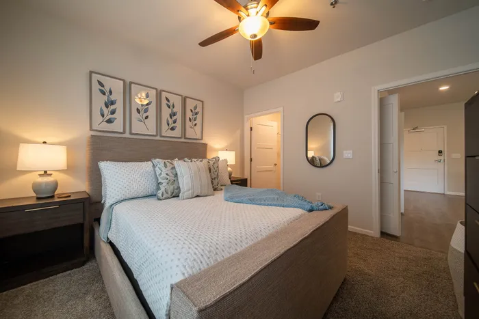 Union-Mill-Apartments-Wichita-Kansas-Furnished-Two-Bedroom-Guest-Room-Closet-Door