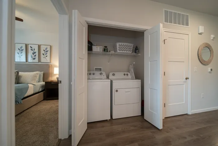Union-Mill-Apartments-Wichita-Kansas-Furnished-Two-Bedroom-In-Unit-Washer-Dryer