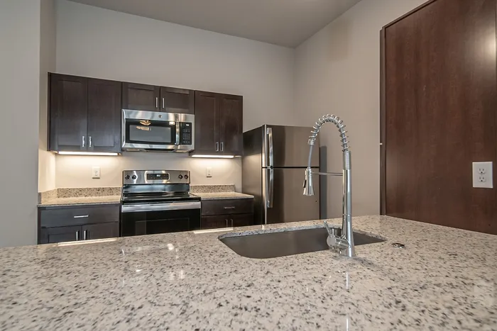 Union-Mill-Apartments-Wichita-Kansas-Two-Bedroom-Deluxe-Kitchen-Sink