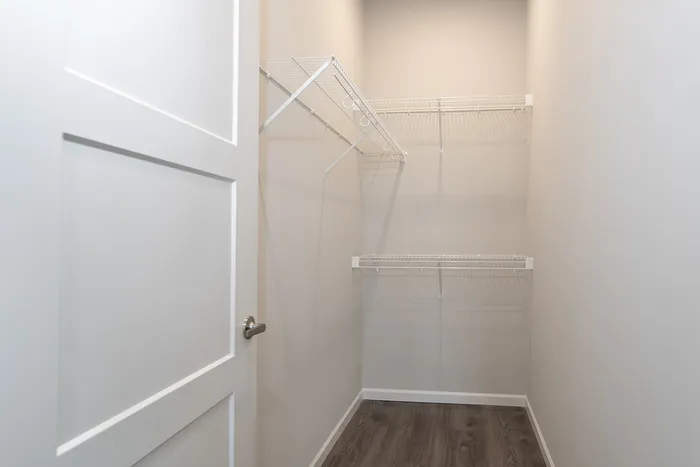 Union-Mill-Apartments-Wichita-Kansas-Two-Bedroom-Deluxe-Guest-Room-Closet