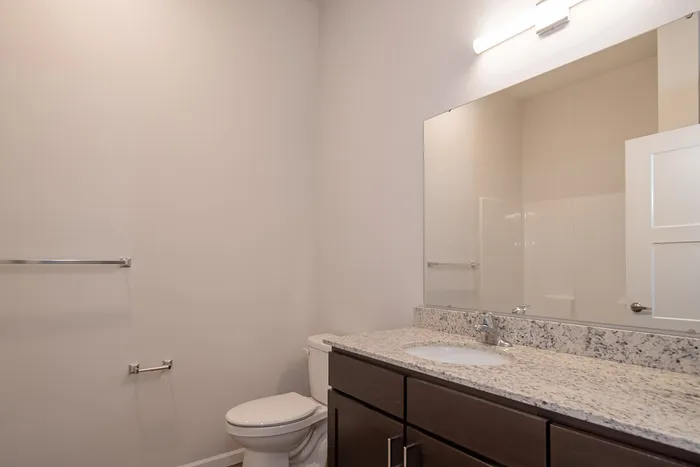 Union-Mill-Apartments-Wichita-Kansas-Two-Bedroom-Deluxe-Guest-Bathroom
