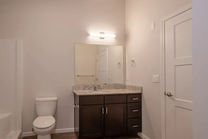 Union-Mill-Apartments-Wichita-Kansas-Two-Bedroom-Deluxe-Primary-Bathroom