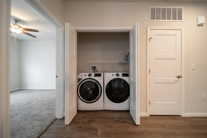 Union-Mill-Apartments-Wichita-Kansas-Two-Bedroom-ADA-Washer-Dryer