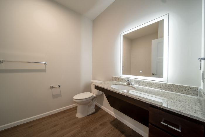 Union-Mill-Apartments-Wichita-Kansas-Two-Bedroom-ADA-Guest-Bathroom