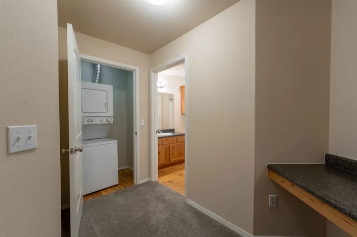 The-Abbey-Apartments-Springfield-Missouri-Phase-Two-Studio-Hallway-With-Laundry