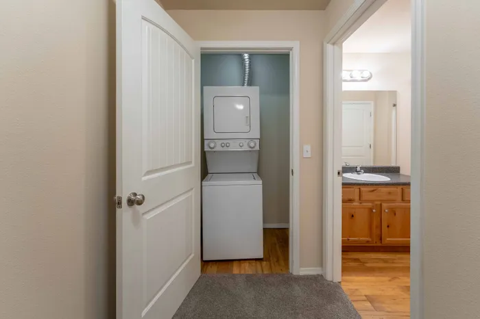 The-Abbey-Apartments-Springfield-Missouri-Phase-Two-Studio-In-Unit-Washer-Dryer
