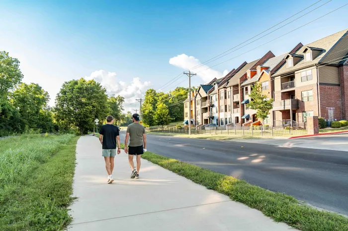 Township-28-Springfield-Missouri-Apartments-Amenities-Greenway-Trail