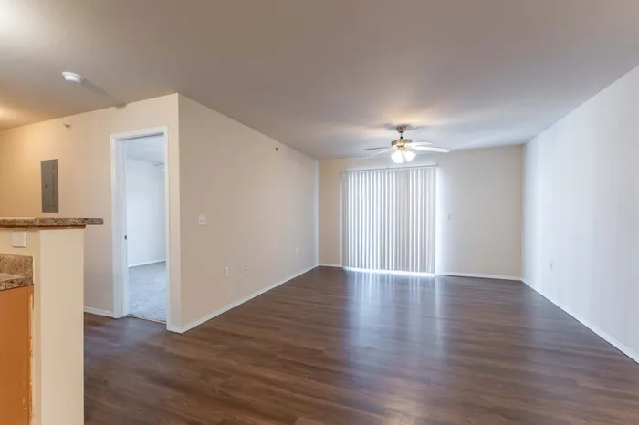 Coryell-Crossing-Apartments-Springfield-Missouri-Four-Bedroom-Living-Room-Luxury-Vinyl-Plank-Flooring