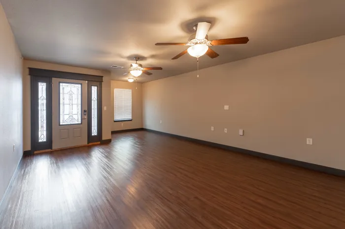 Township-28-Springfield-Missouri-Galloway-Neighborhood-Apartments-Studio-Living-Room-Front-Door