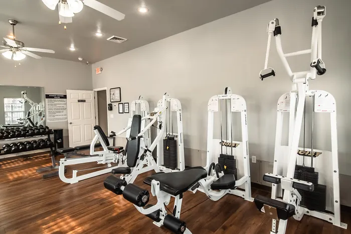 Coryell-Crossing-Apartments-Springfield-Missouri-Amenities-Fitness-Center-Weight-Training