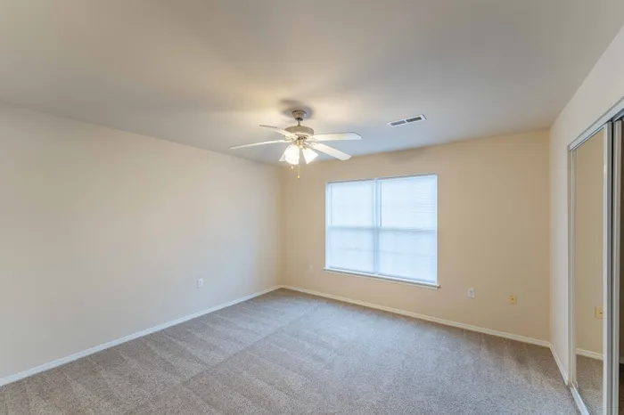 Coryell-Crossing-Apartments-Springfield-Missouri-One-Bedroom