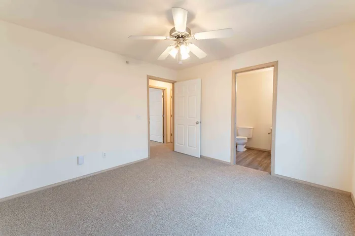 Battlefield-Park-Springfield-Missouri-Three-Bedroom-Apartment-Primary-Bedroom-And-Bathroom-Entrance