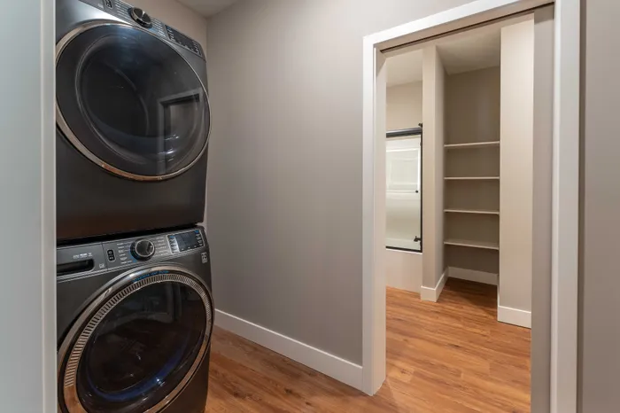 Township-28-Apartments-Springfield-Missouri-Building-H-Three-Bedroom-B-In-Unit-Washer-And-Dryer