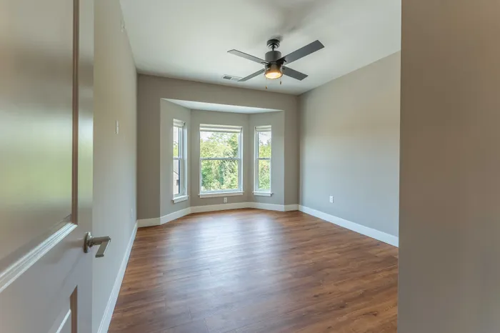 Township-28-Apartments-Springfield-Missouri-Building-H-Three-Bedroom-B-Second-Bedroom-Entrance-View