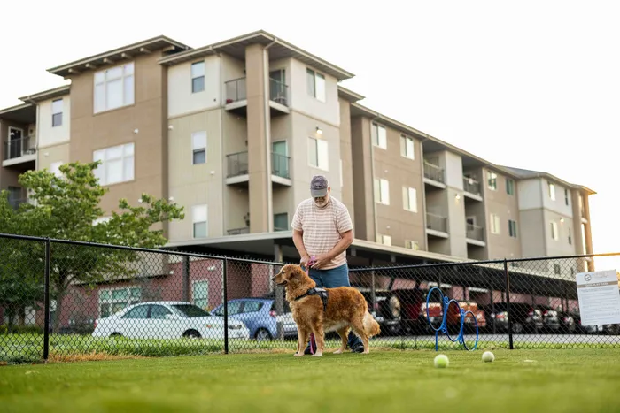 Coryell-Commons-Springfield-Missouri-55-Plus-Apartments-Amentities-Pet-Friendly-Community