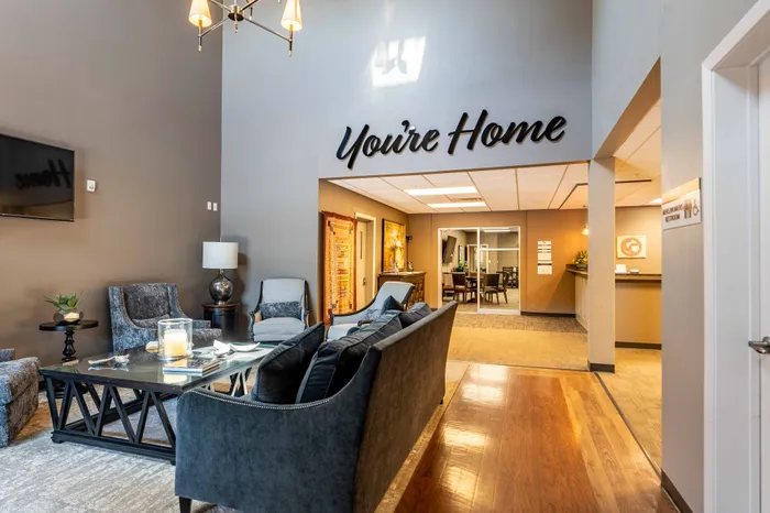 Coryell-Commons-Springfield-Missouri-55-Plus-Apartments-Amentities-You&rsquo;re-Home-Lobby