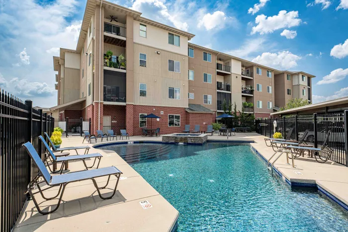 Coryell-Commons-Springfield-Missouri-55-Plus-Apartments-Amentities-Heated-Saltwater-Pool