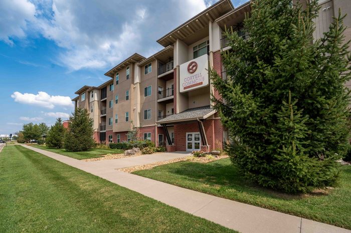 Coryell-Commons-Springfield-Missouri-55-Plus-Community-Apartments