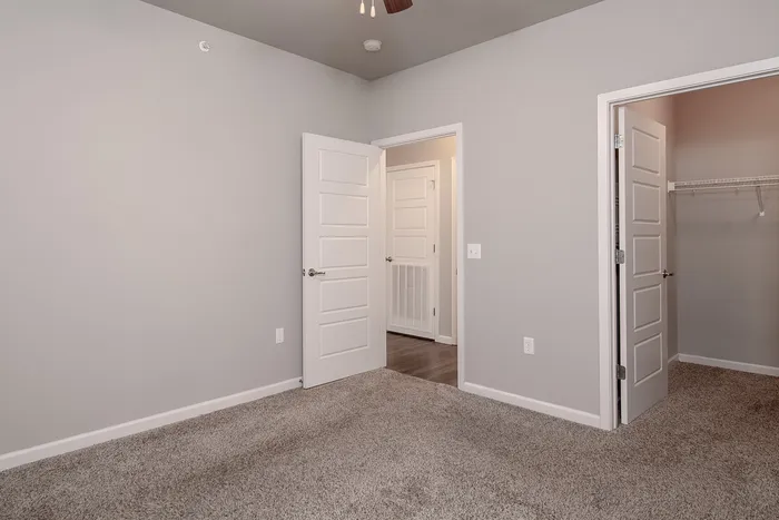Coryell-Commons-Springfield-Missouri-55-Plus-Apartments-Riley-One-Bedroom-Closet-Door