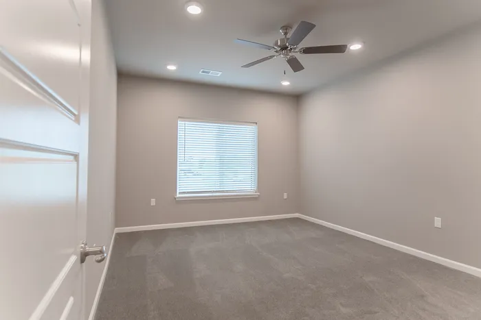 Coryell-Commons-Heights-Springfield-Missouri-Apartments-Brigden-Two-Bedroom-Primary-Bedroom