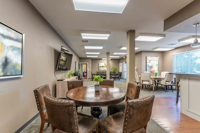 Coryell-Commons-Springfield-Missouri-55-Plus-Apartments-Amentities-Community-Room-Seating
